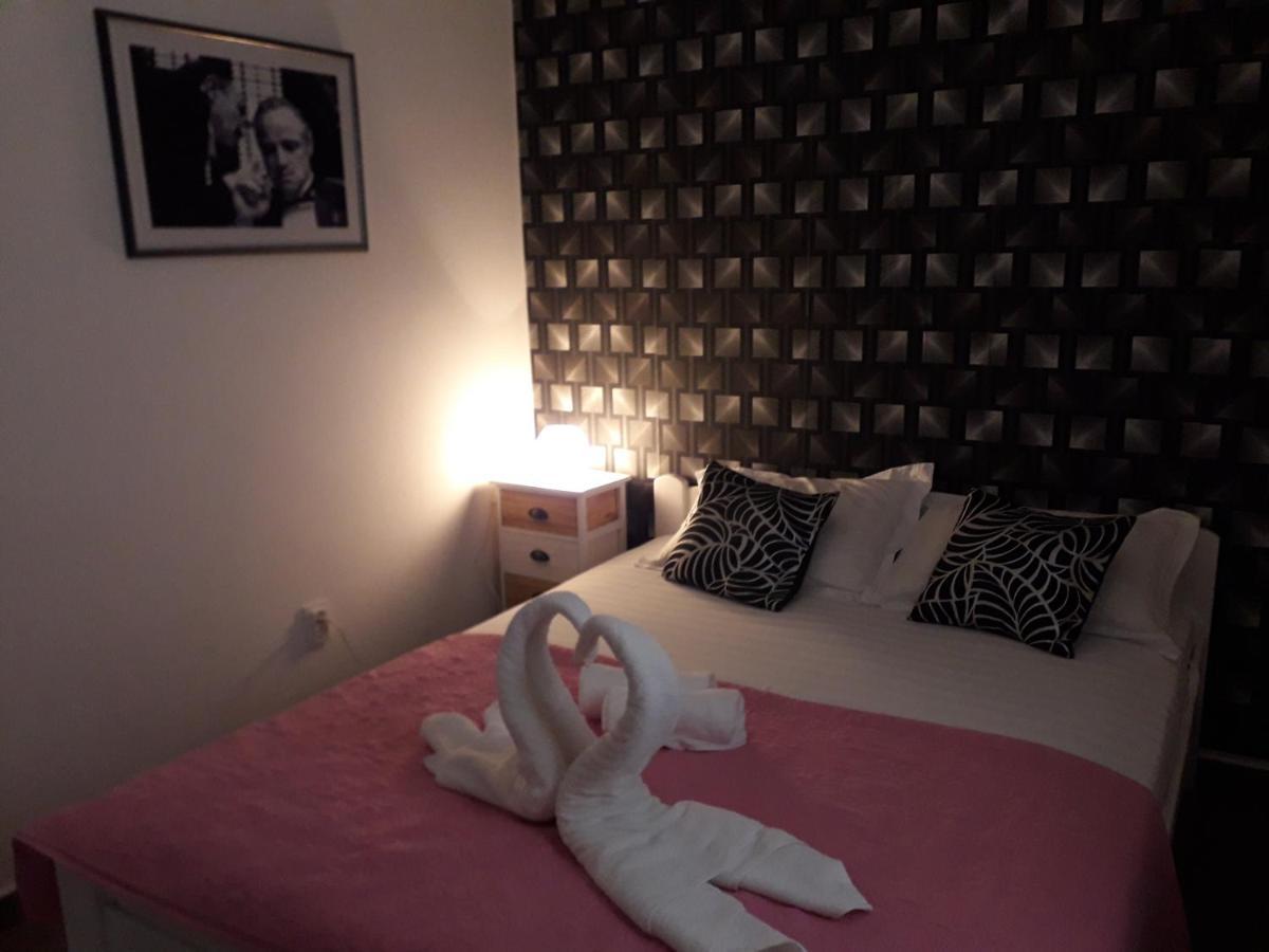 Ana Apartmani Sveti Stefan Buitenkant foto