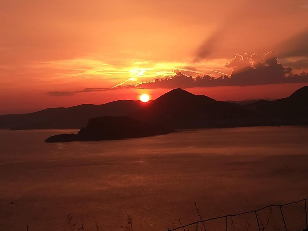 Ana Apartmani Sveti Stefan Buitenkant foto